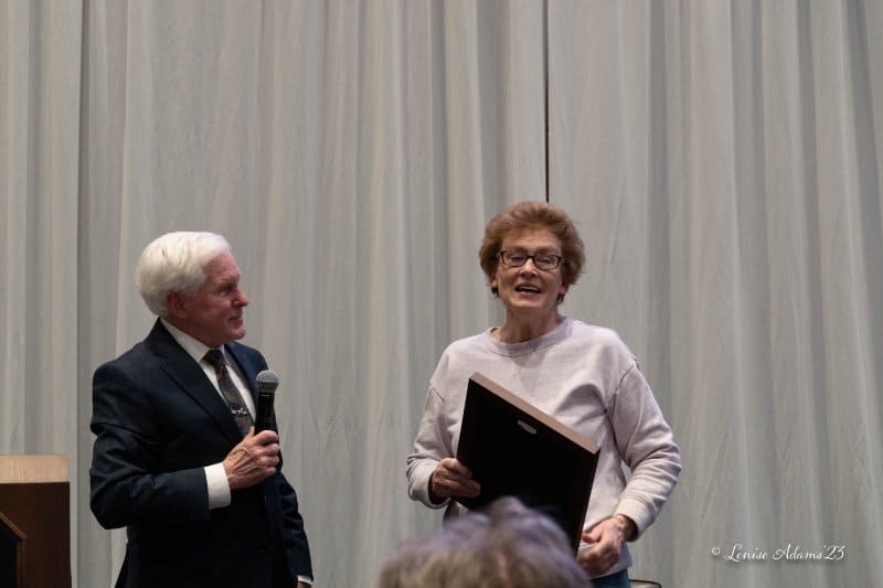 QCCG President Tom Cohen presenting the Right Stuff Award to Debbie Holland.