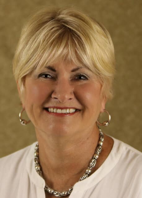 Hound Group Judge Debra Thornton