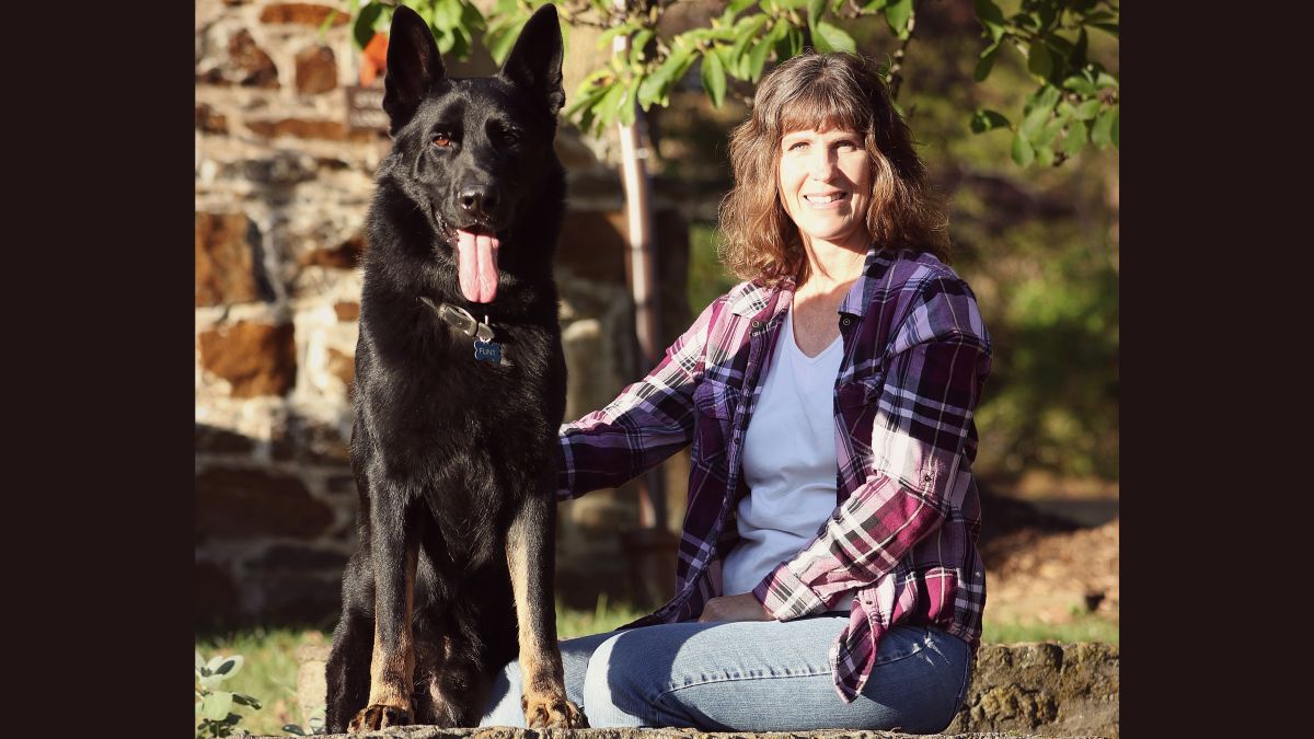 AKC Humane Fund ACE Award – Search and Rescue – Disaster Response: Flint – Handler: Jennifer Michelson