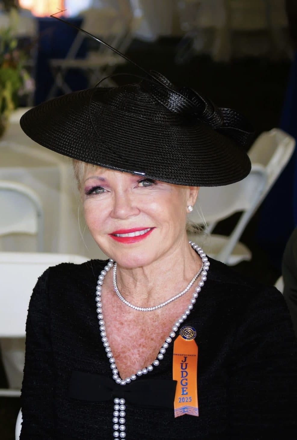 Mrs. Vicki Seiler-Cushman