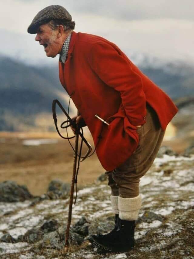 While the Standard calls for a BT that is able “to follow a horse,” it is the fell huntsman like the iconic Johnny Richardson with whom the dog needs to keep pace. There are no mounted hunts in the Fell District and both hunt staff and the field ride “shank’s mare.” Terriers are usually brought up to the den where hounds have put their quarry to ground.