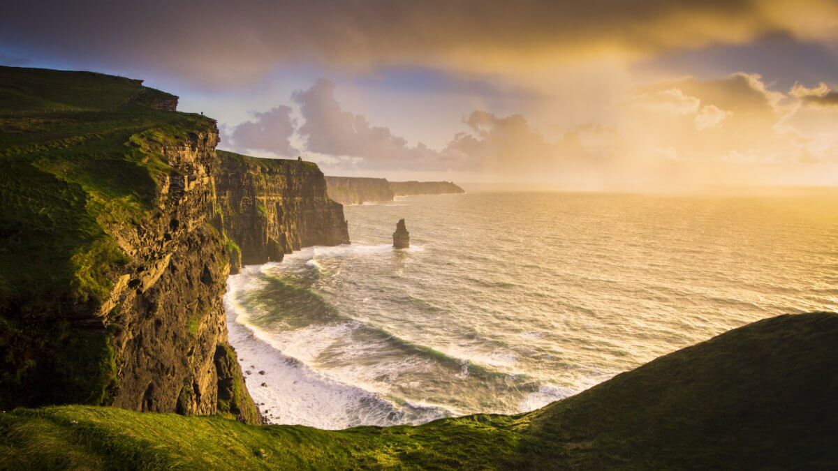 Cliffs of Moher at sunset, Doolin, Clare, Ireland