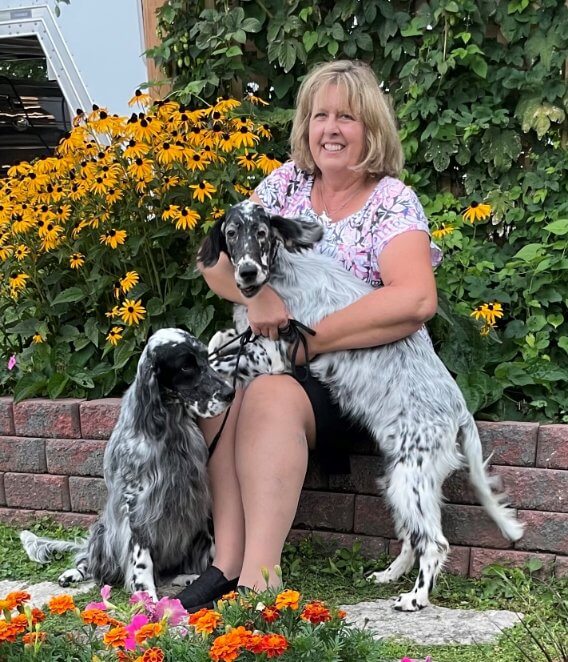 Lori Whorff with her Camellia English Setters