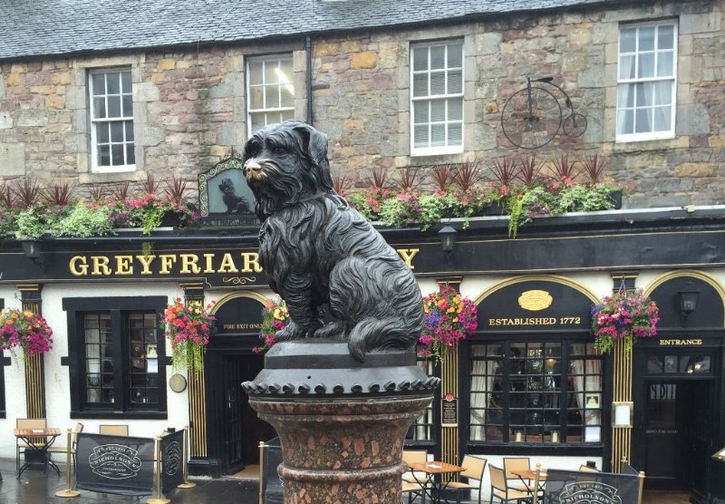 Greyfriar's Skye Terrier "Bobby" statue in Edinburg Scotland