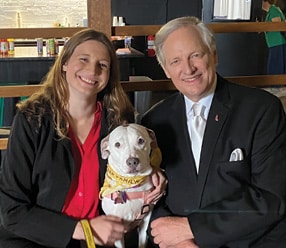 National Dog Show Therapy Dog Symposium co-founders Michele Pich (left) and David Frei