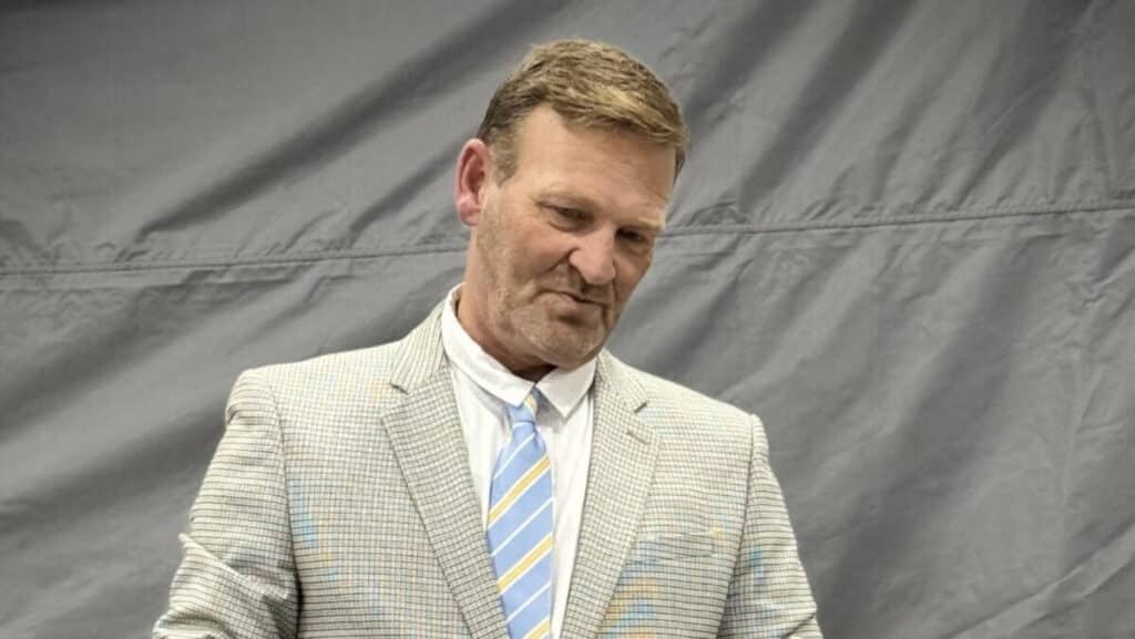 Marty Glover, breeder of Lasuite, Kris’s Kountry, Skydancer & Sandcastle Saint Bernards