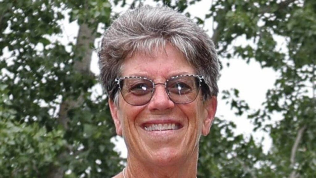 Dr. Lisa M. Costello