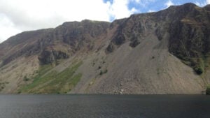 Screes Summer