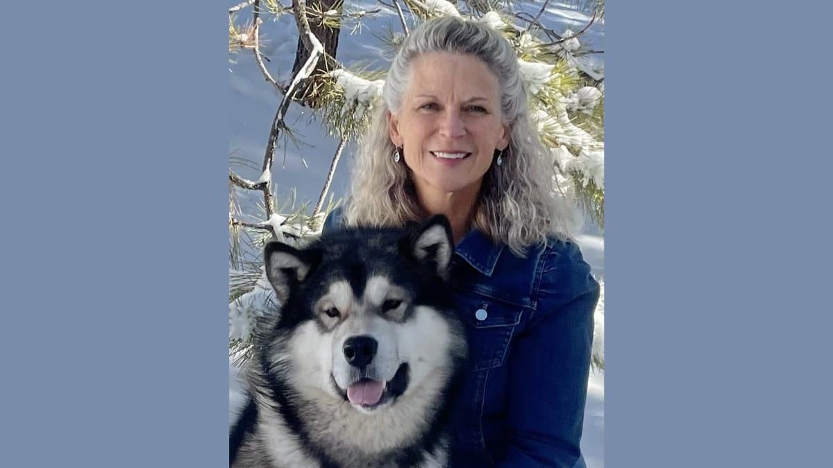 Robin Hug with a Siberian Husky