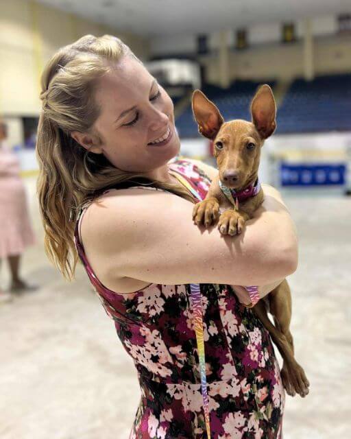 Adrianna Melody Vozza with her Cirneco dell’Etna at a dog show